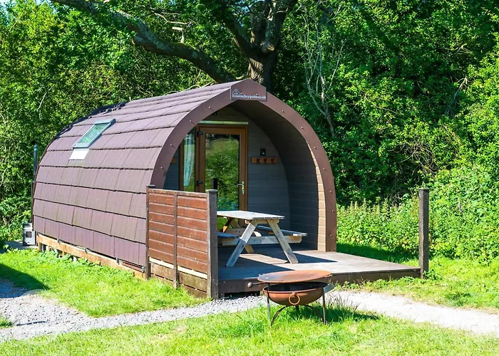 Missin\' Link Glamping