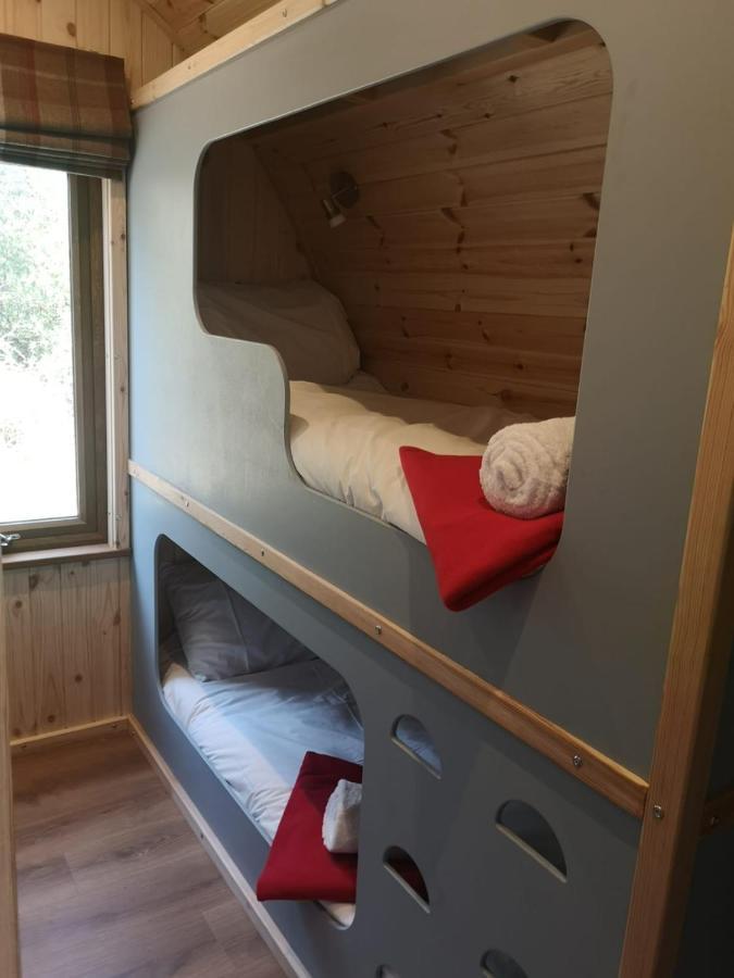Missin' Link Glamping Campsite West Hoathley