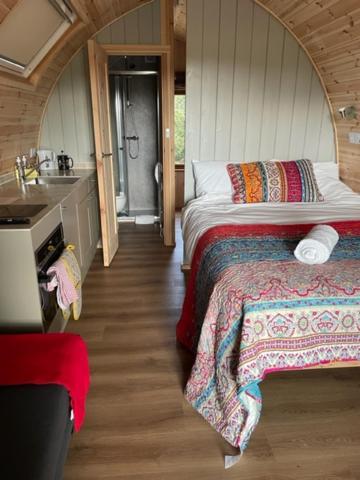 Missin' Link Glamping Campsite