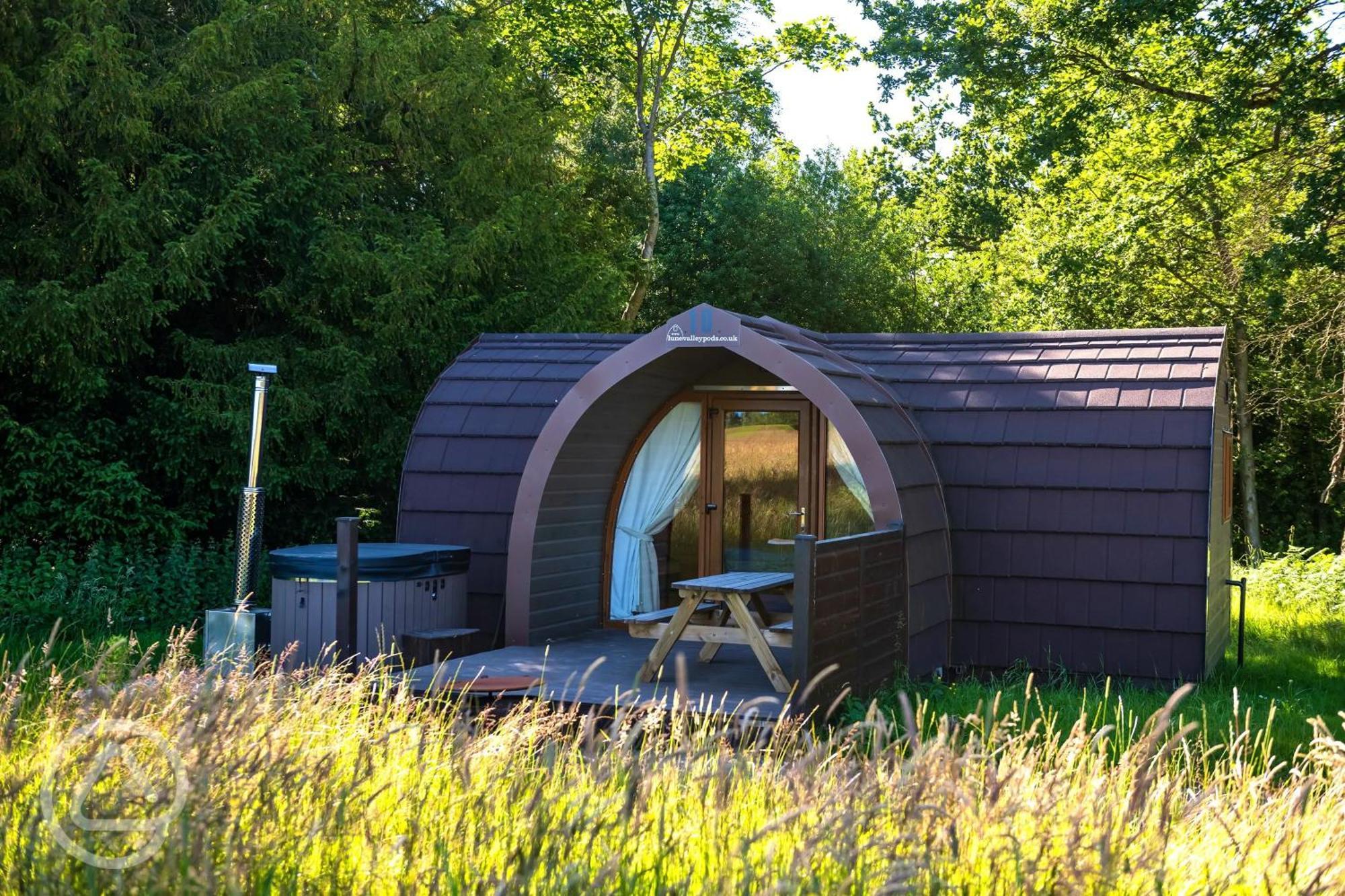 Missin' Link Glamping * West Hoathley